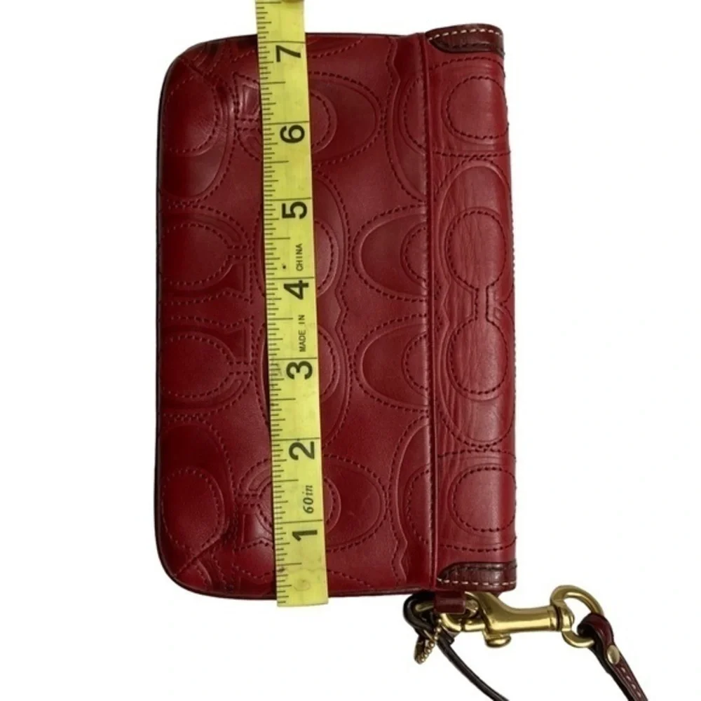 Coach vintage y2k red leather signature embossed c wristlet mini clutch bag